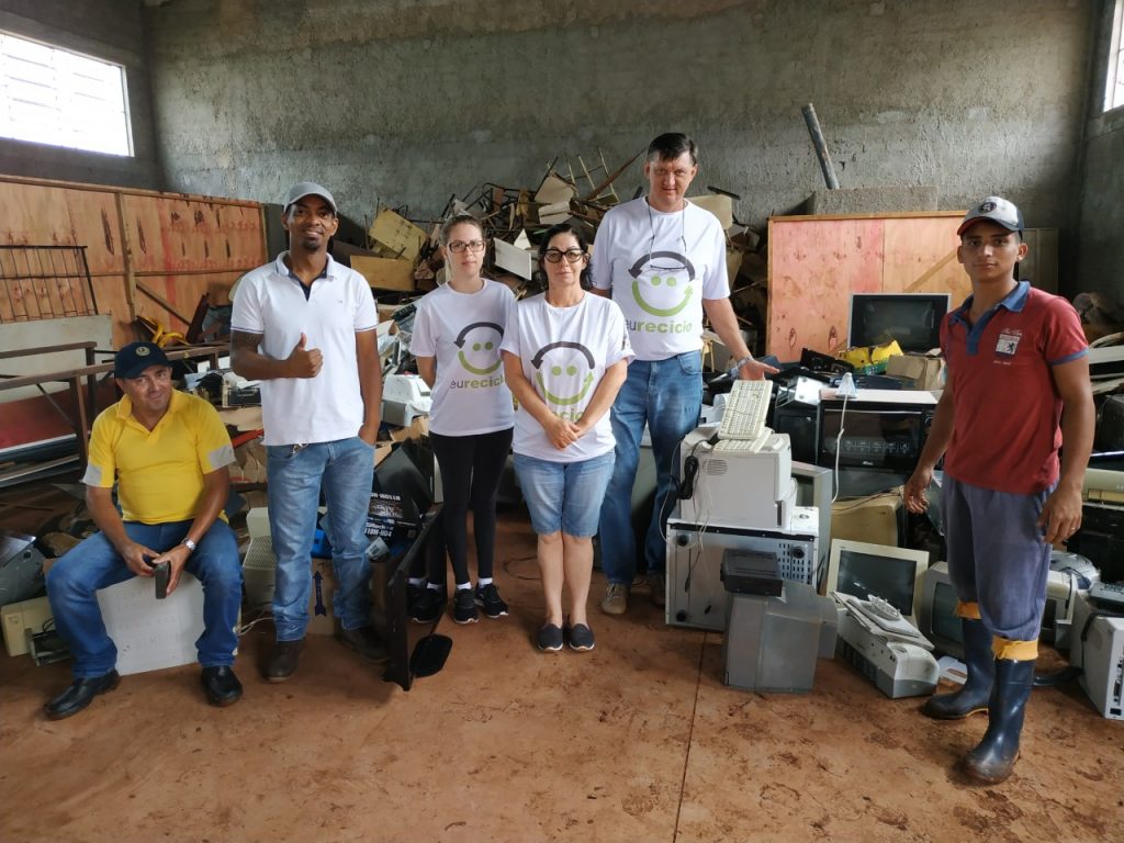 Lixo Eletronico 1 - Jornal Expoente Do Iguaçu