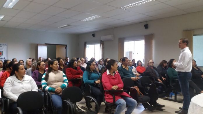 1 O chefe Lídio participando do segundo Polo de Agentes Educacioanis