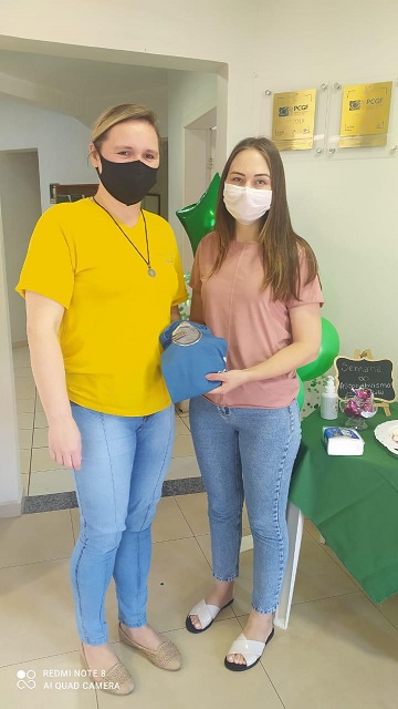 Adri Presentes Copia - Jornal Expoente Do Iguaçu