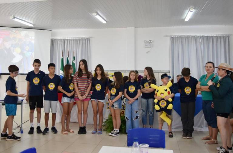 Rotary Club de Quedas do Iguaçu marca presença no Endirkids em Pato Branco