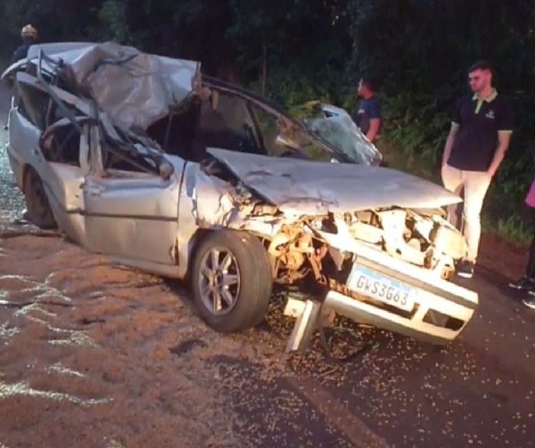 Dois veículos se envolvem em mais um acidente na entrada da Vila Rural